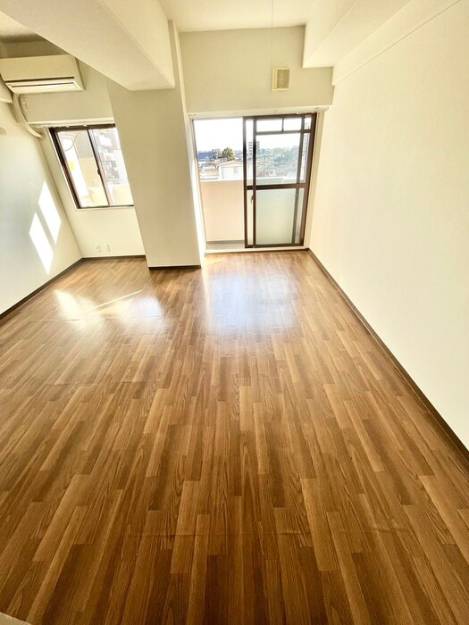 物件内観写真11　(居室)