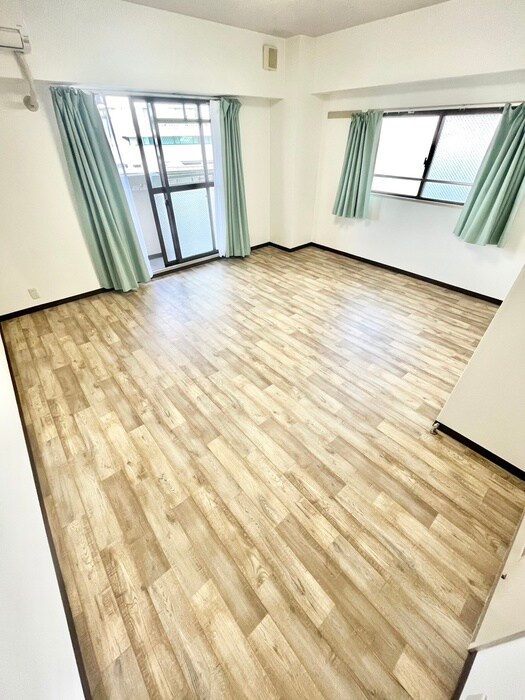 物件内観写真11　(居室)