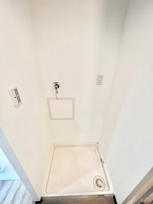 物件内観写真15　(洗濯機置場)