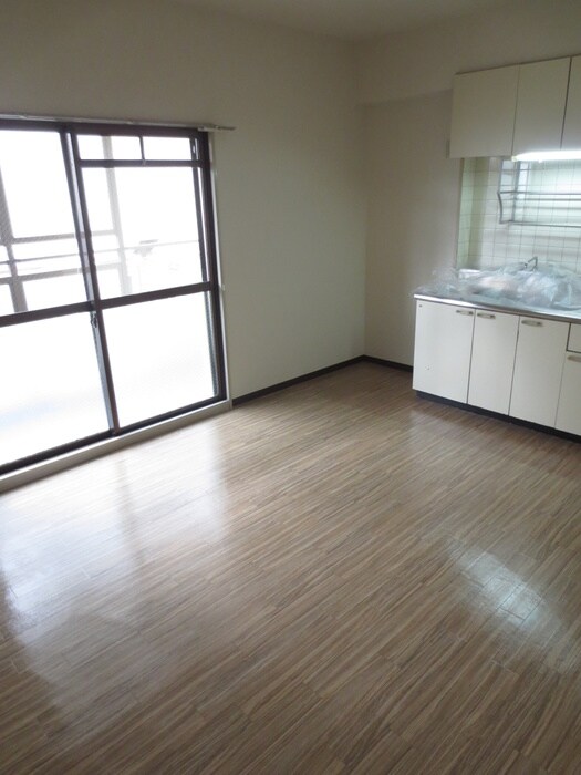 物件内観写真14　(居室)