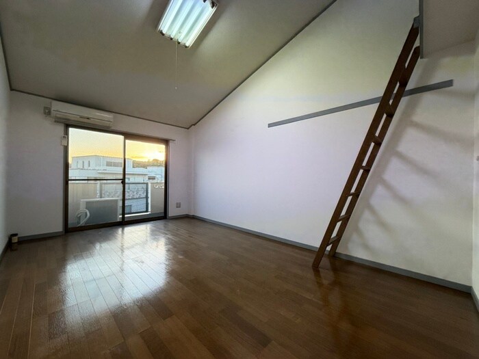 物件内観写真7　(居室)