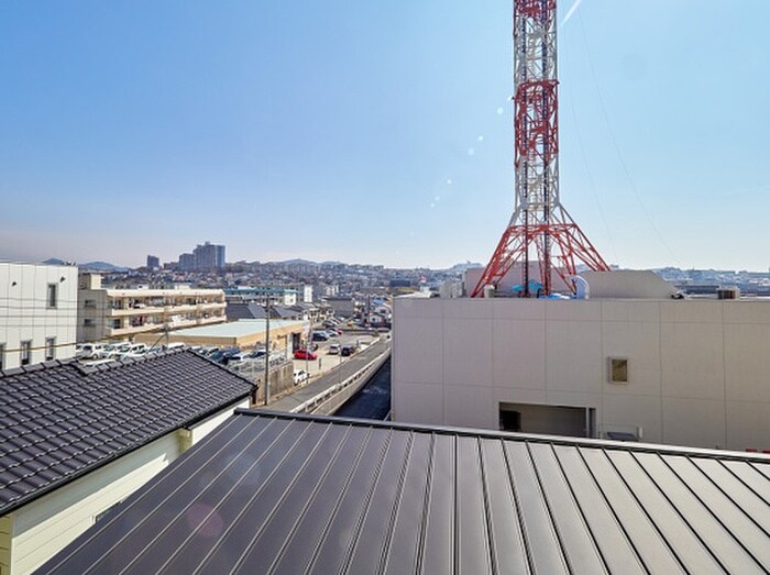 物件内観写真16　(室内からの展望)