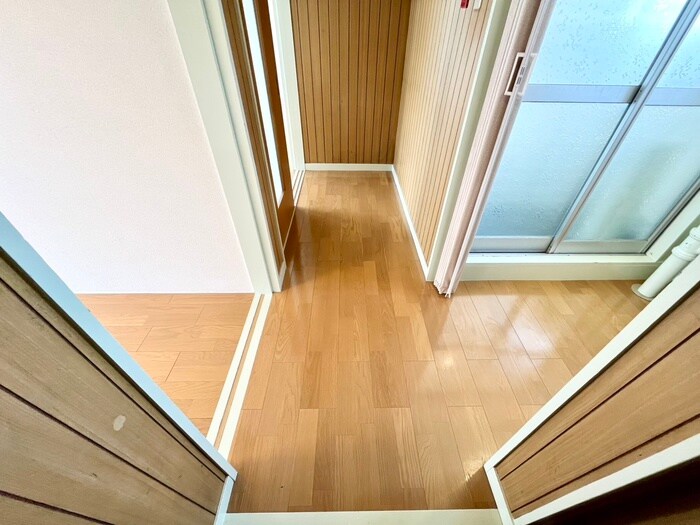 物件内観写真21　(廊下)