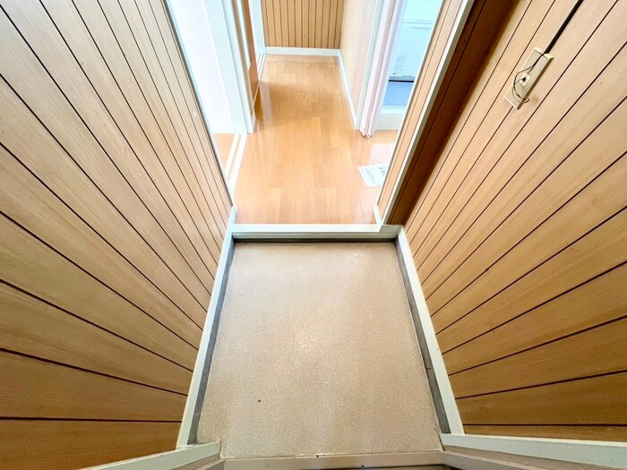 物件内観写真22　(玄関)