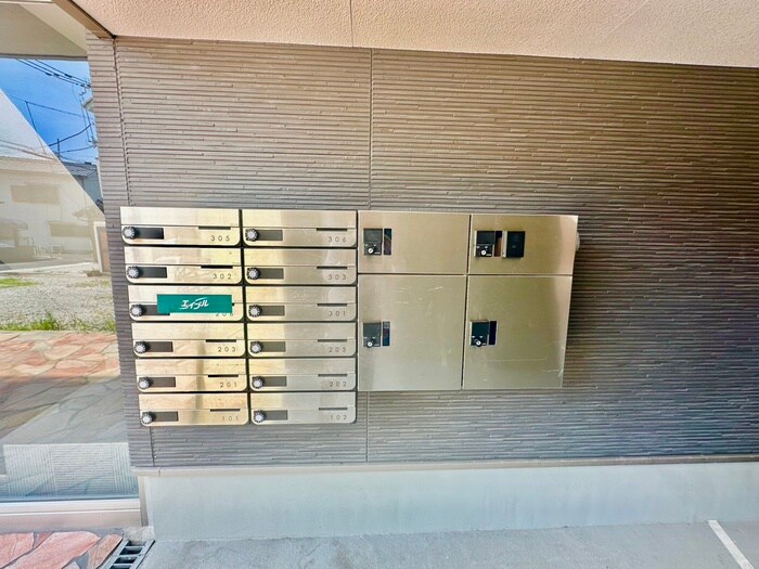 物件外観写真6　(建物設備)