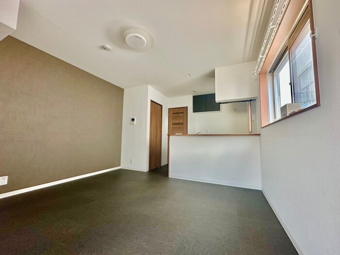 物件内観写真11　(居室)