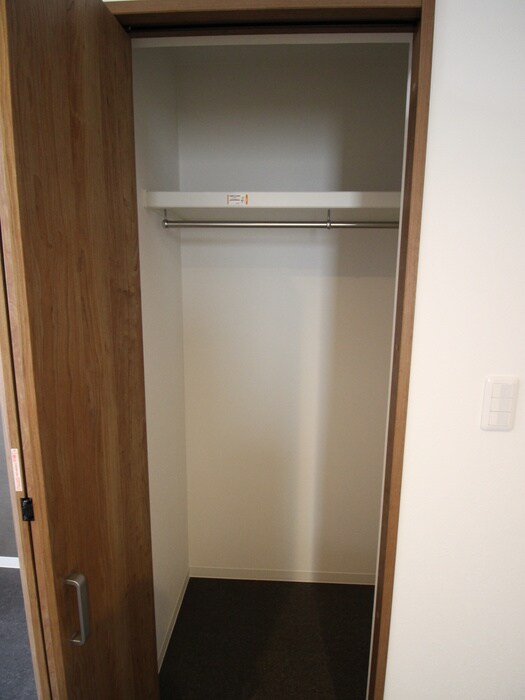 物件内観写真17　(収納)