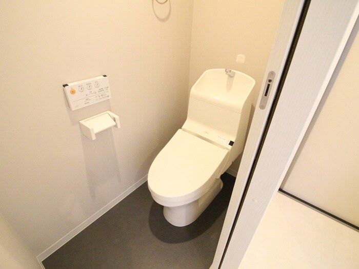 物件内観写真10　(トイレ)