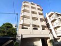 リーガル京阪本通