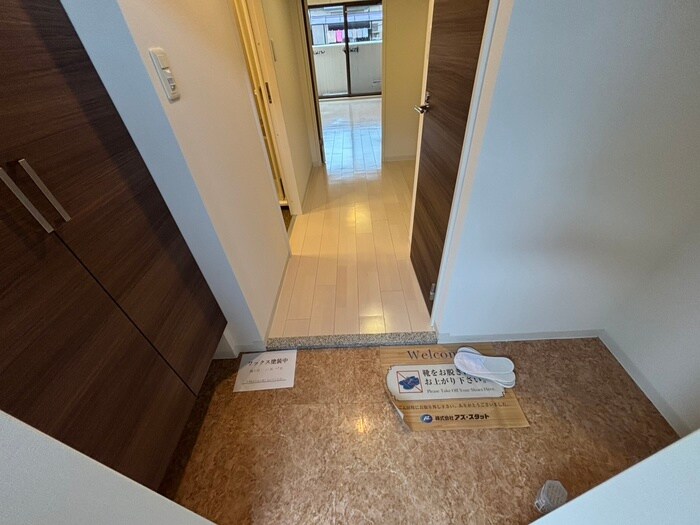 物件内観写真20　(玄関)