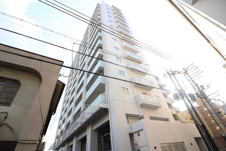 ローレルアイ高槻（302）外観写真