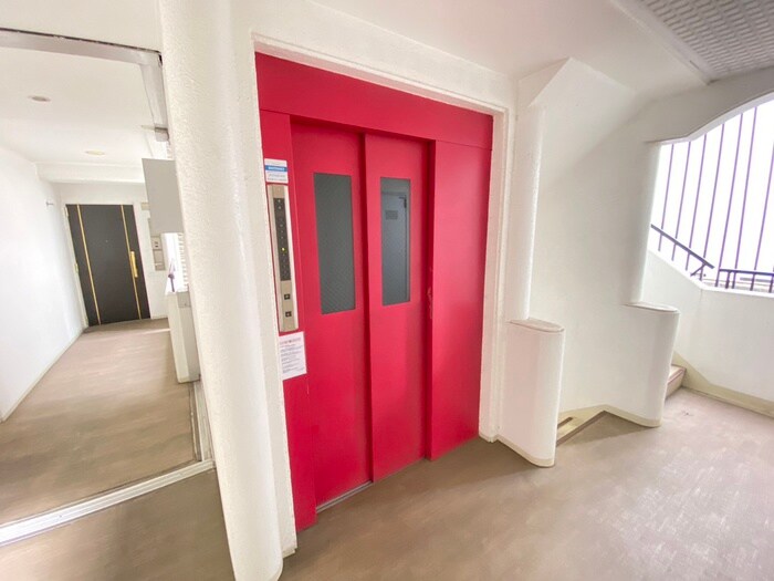 物件外観写真4　(建物設備)