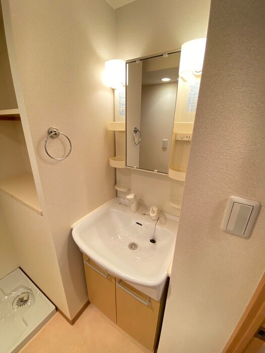 物件内観写真11　(洗面)