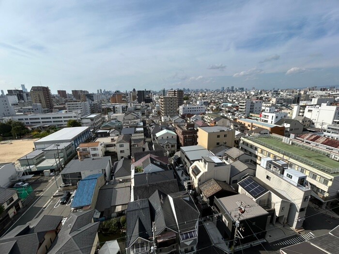 物件内観写真14　(室内からの展望)