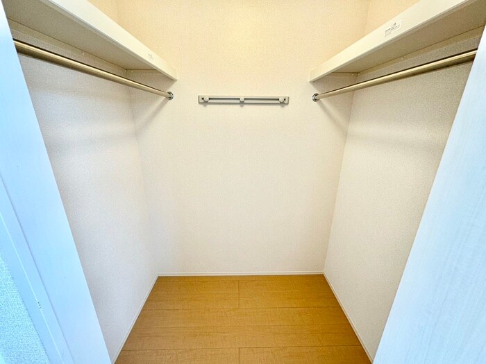 物件内観写真13　(収納)