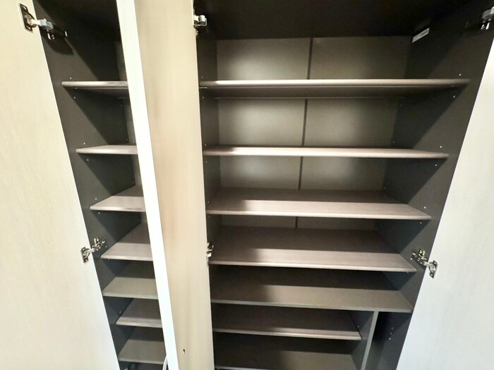 物件内観写真19　(靴箱)