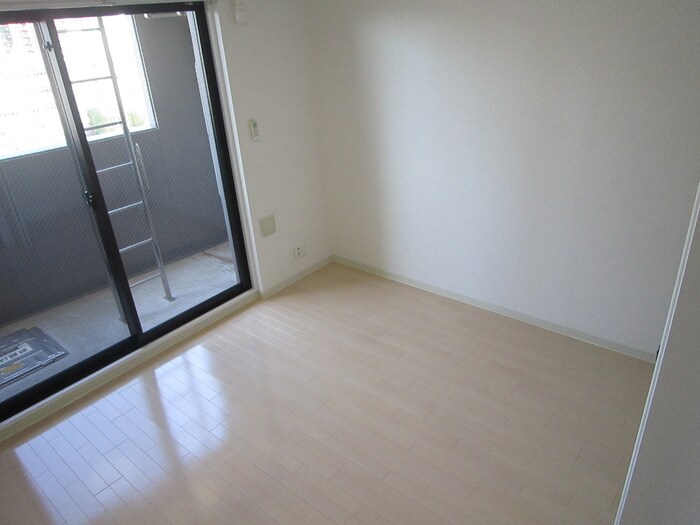 物件内観写真15　(居室)