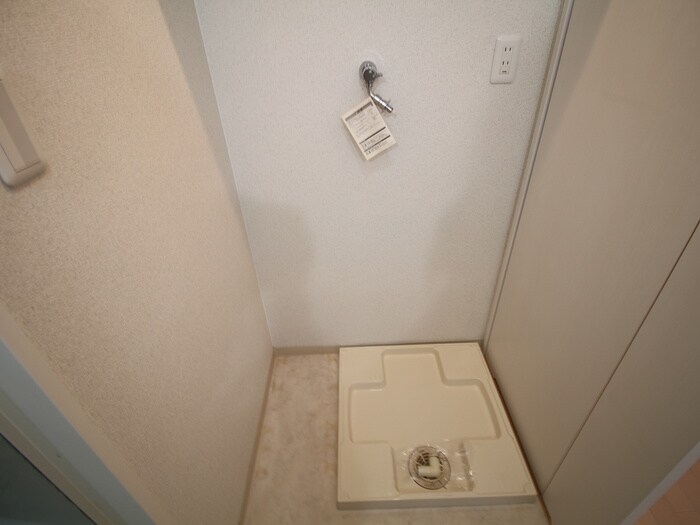 物件内観写真22　(洗濯機置場)