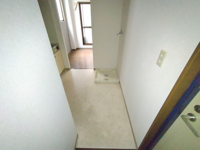 物件内観写真15　(廊下)