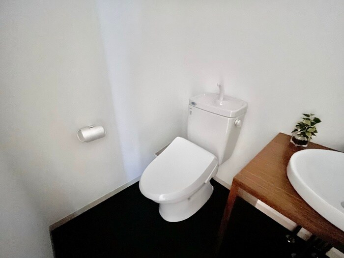 物件内観写真12　(トイレ)