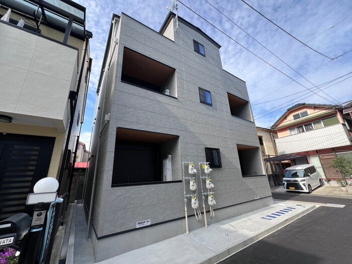 物件外観写真2　(外観写真)