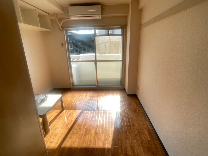 物件内観写真15　(居室)