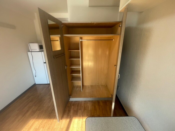 物件内観写真18　(収納)