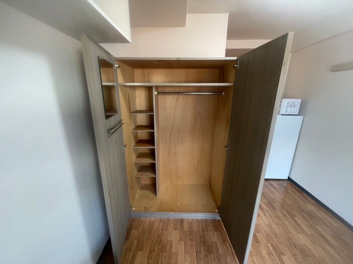 物件内観写真18　(収納)