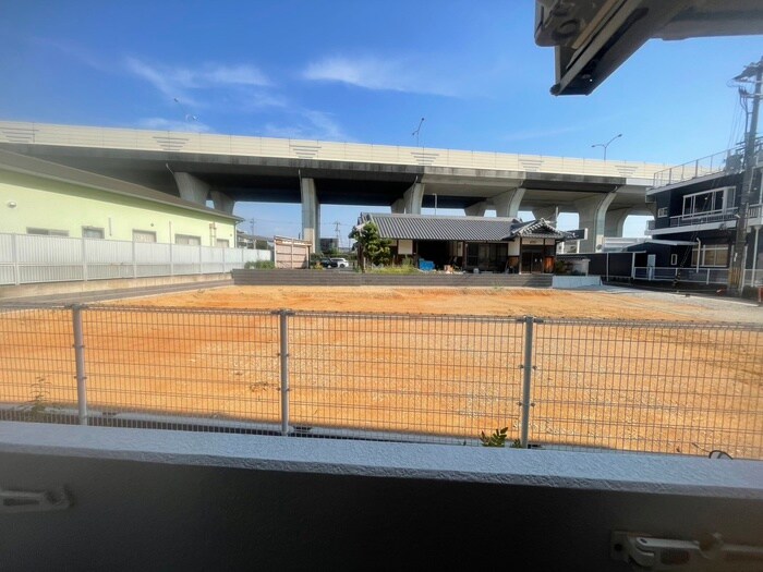 物件内観写真21　(室内からの展望)