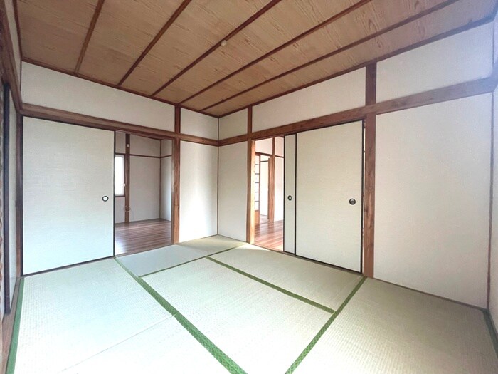 物件内観写真11　(居室)