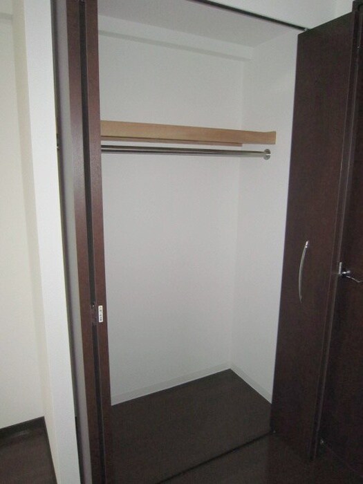 物件内観写真12　(収納)