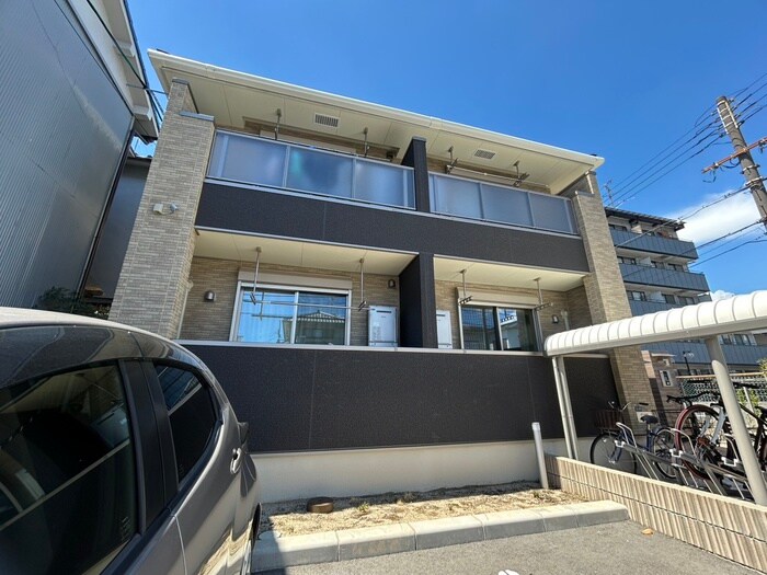 物件外観写真1　(外観写真)