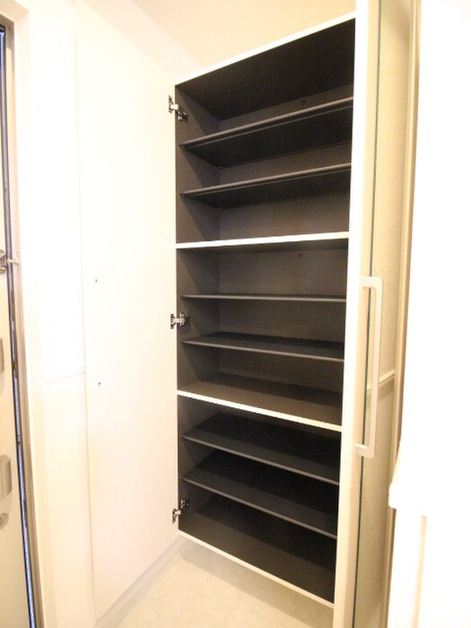 物件内観写真20　(靴箱)