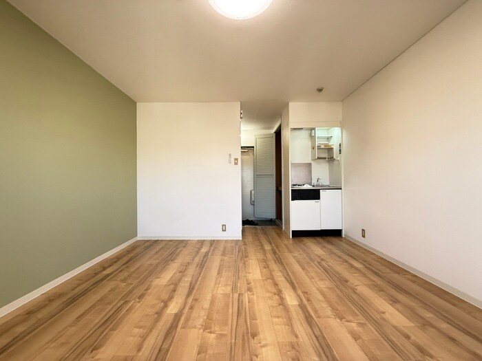 物件内観写真12　(居室)