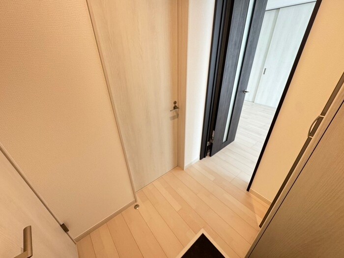 物件内観写真16　(廊下)