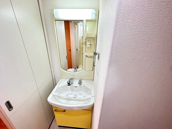 物件内観写真6　(洗面)