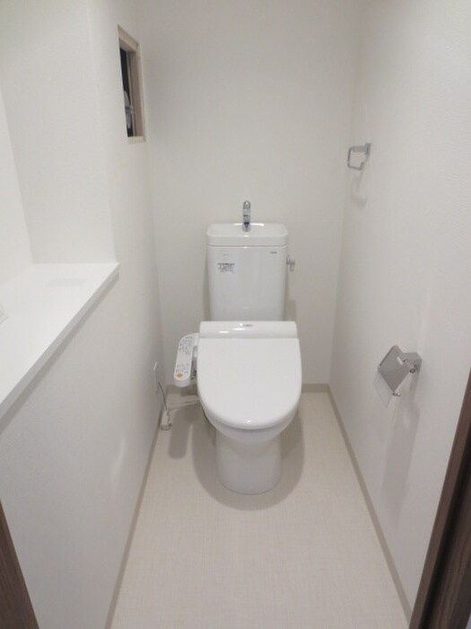 物件内観写真14　(トイレ)