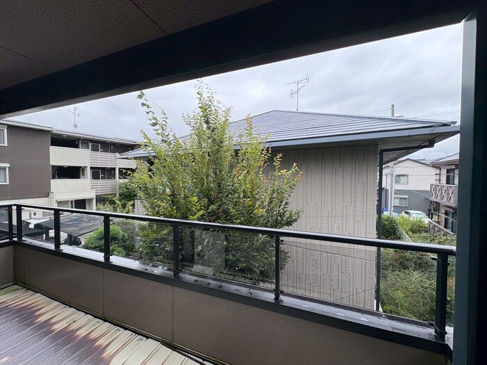 物件内観写真14　(室内からの展望)