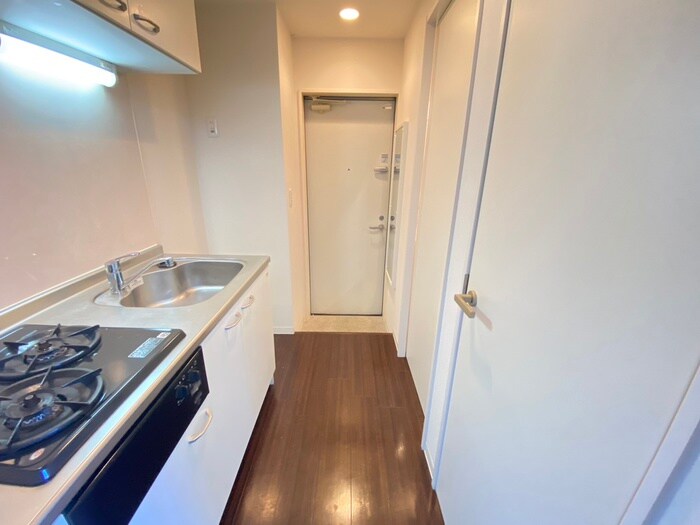 物件内観写真9　(廊下)