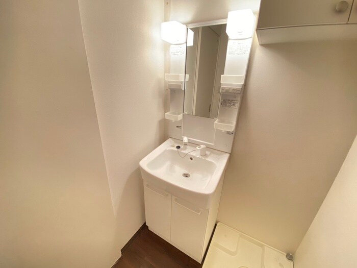 物件内観写真12　(洗面)