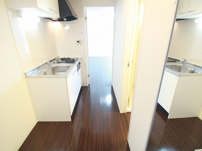 物件内観写真20　(廊下)