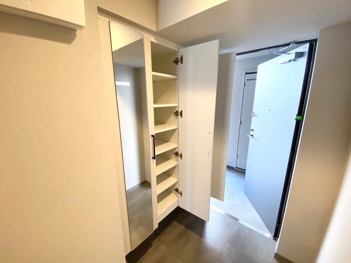 物件内観写真13　(靴箱)