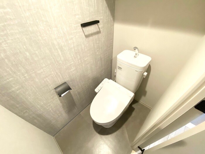 物件内観写真14　(トイレ)