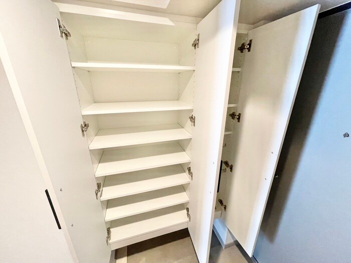 物件内観写真19　(靴箱)