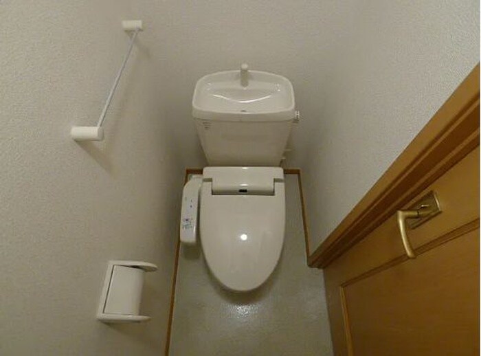 物件内観写真10　(トイレ)