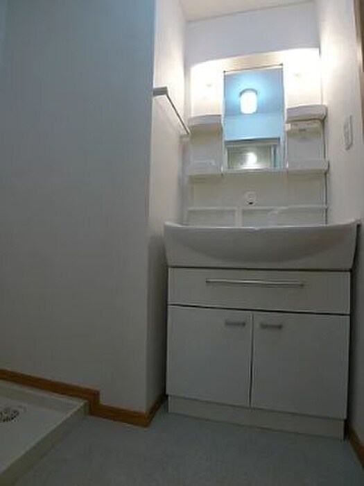 物件内観写真11　(洗面)