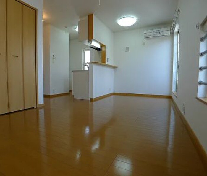 物件内観写真22　(居室)