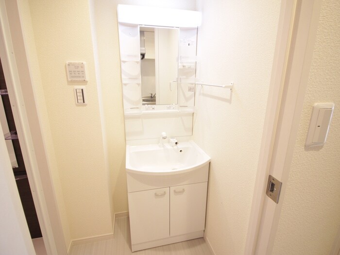 物件内観写真10　(洗面)