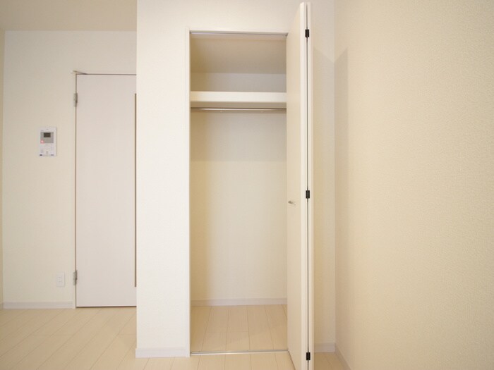 物件内観写真13　(収納)