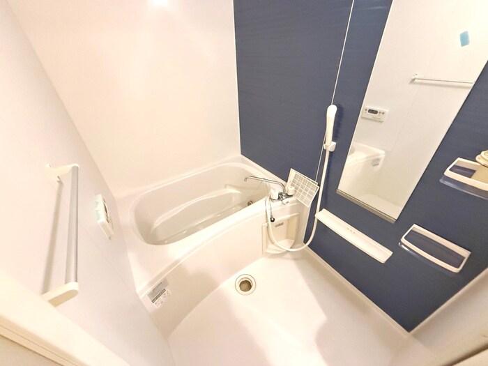 物件内観写真11　(バス／シャワールーム等)